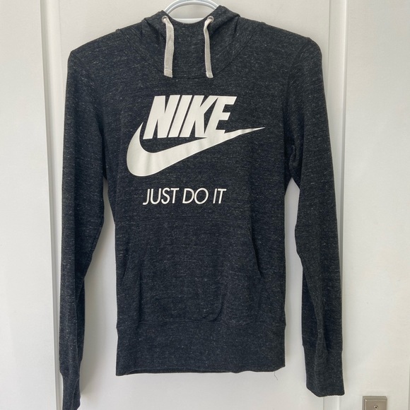 Nike pull over grey hoodie size xs